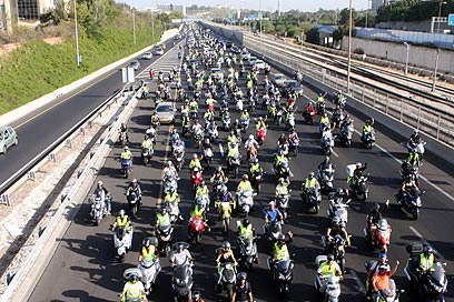 מחאת הרוכבים נגד ההתייקרות בביטוח - הצליחה? (צילום: רונן טופלברג) (צילום: רונן טופלברג)