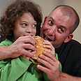 מעדיפה מקדונלד'ס. ניצן ומאיה רז