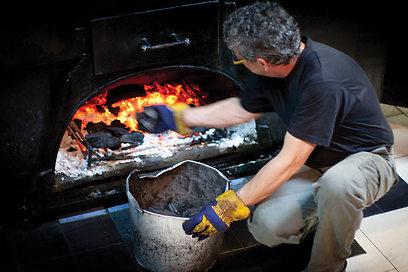 כל הבשרים נצלים שם. תנור פחמים בסגנון אלבמה (צילום: אייל טואג) (צילום: אייל טואג)