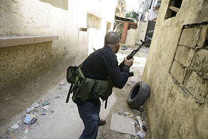 חמושים בטריפולי (צילום: AFP) (צילום: AFP)
