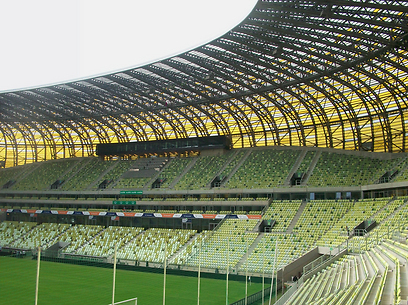 האיצטדיון בגדנסק. מזכיר את האליאנץ ארינה (צילום: משה מרקוס) (צילום: משה מרקוס)