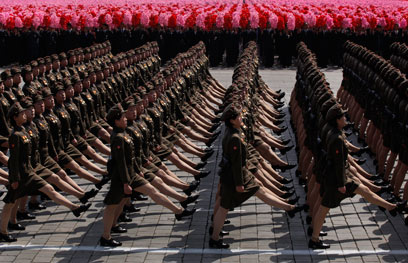 מצעד צבאי בבירה פיונגיאנג, השנה (צילום: AP) (צילום: AP)