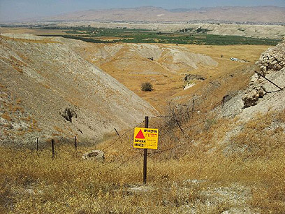 שדות המוקשים. 60 אחוז המשטח נוקה (צילום: יואב זיתון) (צילום: יואב זיתון)
