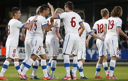 נבחרת צ'כיה חוגגץ. גם היא לא הרשימה (צילום: רויטרס) (צילום: רויטרס)