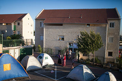 מחאת האוהלים, גרסת האולפנה (צילום: אוהד צויגנברג) (צילום: אוהד צויגנברג)