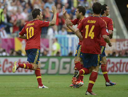 נבחרת ספרד. אירלנד תצליח להתמודד עם אלופת העולם ואירופה? (צילום: AFP) (צילום: AFP)