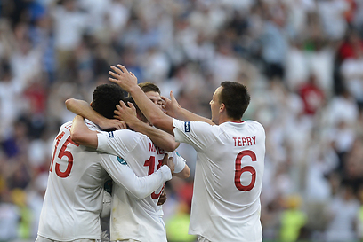 החגיגה של נבחרת אנגליה. לפחות יש עתיד (צילום: AFP) (צילום: AFP)