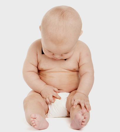 מתפתחים רפלקסי הגנה שיסייעו לתינוק לשבת (צילום: shutterstock) (צילום: shutterstock)