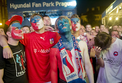 הצ'כים ידעו שזה הולך להיגמר רע (צילום: AFP) (צילום: AFP)