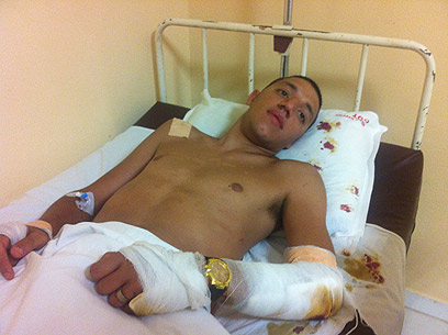 מתן סבח בבולגריה. נפצע בפיגוע, שבוע אחרי השחרור (צילום: כרמית ראובן) (צילום: כרמית ראובן)