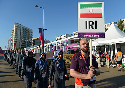 המשלחת האולימפית של איראן ללונדון 2012, אתמול (צילום: רויטרס) (צילום: רויטרס)
