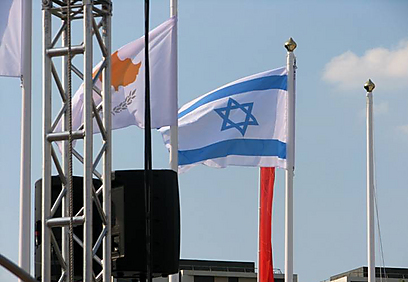 כחול ולבן - הדגל הישראלי בלונדון  (צילום באדיבות: הוועד האולימפי בישראל) (צילום באדיבות: הוועד האולימפי בישראל)