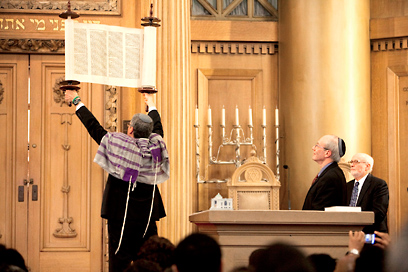"בית הכנסת הוא זירה לפעילות רוחנית וחברותית". הרב ריק ג'ייקובס (צילום: קלארק ג'ונס באדיבות URJ) ()