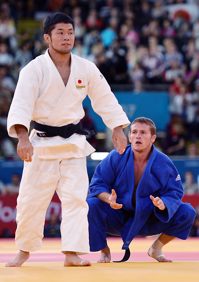 ארשנסקי מפסיד ליפני הירואקה. במקרה של הג'ודו, השיטה פועלת לטובתנו (צילום: AFP) (צילום: AFP)