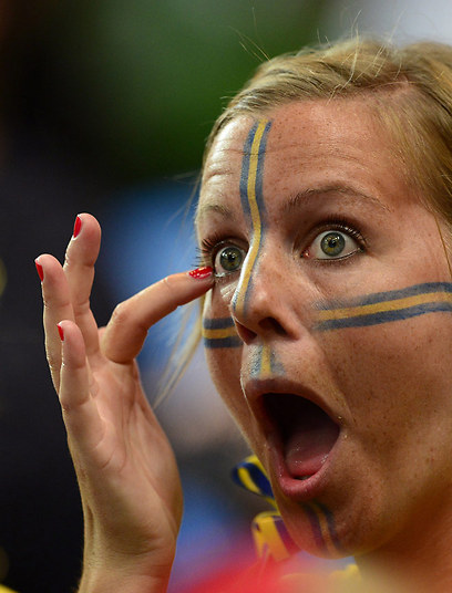 עין לשבדיה צופיה. אוהדת שבדית באולימפיאדה (צילום: AFP) (צילום: AFP)
