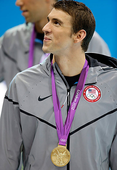 מדליות יש לו יותר מלכל ספורטאי אחר. מייקל פלפס (צילום: EPA) (צילום: EPA)
