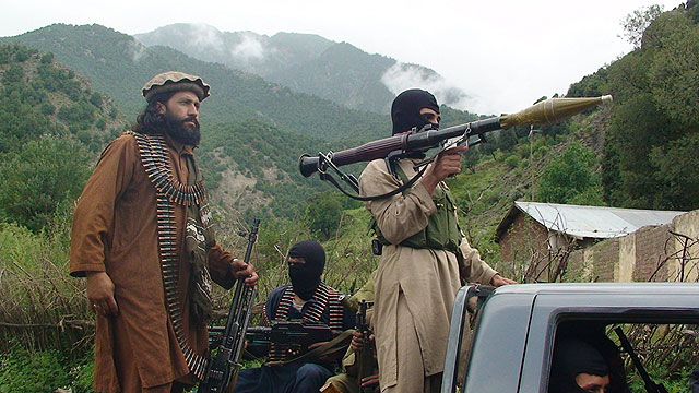 Pakistani Taliban fighters (Photo: AP)