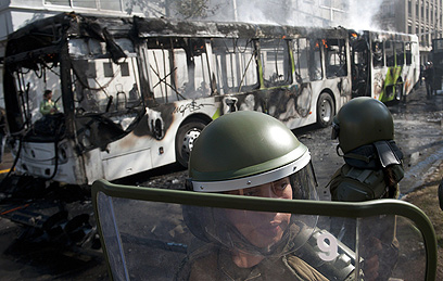 נזק של מאות אלפי דולרים לתחבורה הציבורית (צילום: AFP) (צילום: AFP)