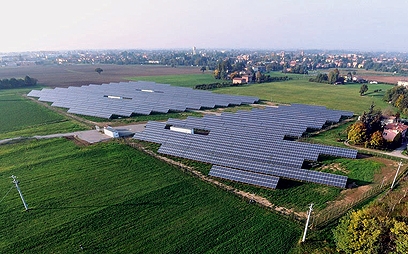 מתקן סולארי בינוני של אנרפוינט באיטליה, מייצר 2 מגוואט (צילום: אנרפוינט ישראל) (צילום: אנרפוינט ישראל)
