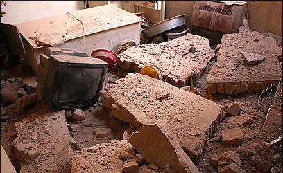 הריסות באיראן לאחר רעידת האדמה           ()