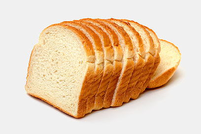 לא אוכלים לחם לבן בגלל הרגישות לגלוטן (צילום: shutterstock) (צילום: shutterstock)