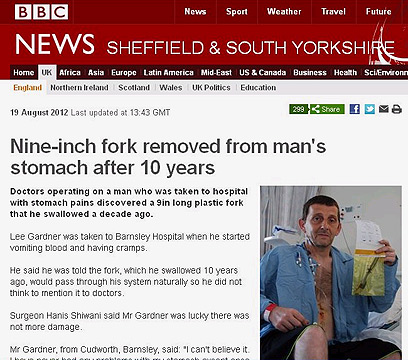 גרדנר עם המזלג האבוד. מתוך אתר האינטרנט של BBC ()