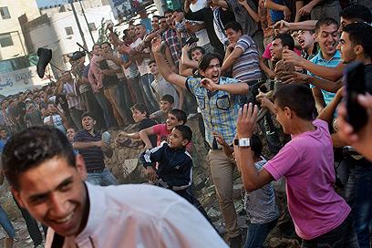 הפגנה ברשות הפלסטינית. בישראל מעוניינים בשקט (צילום: AP) (צילום: AP)