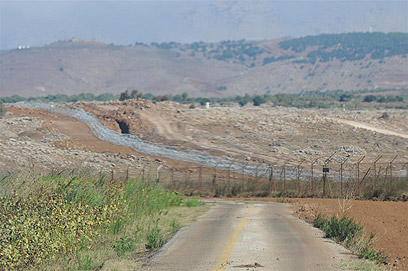 אזור הגבול עם סוריה. "סכסוך פנים-סורי שזלג לישראל" (צילום: ירון ברנר) (צילום: ירון ברנר)