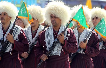 כוחות הבסיג' ממוצא טורקי (צילום: AFP) (צילום: AFP)