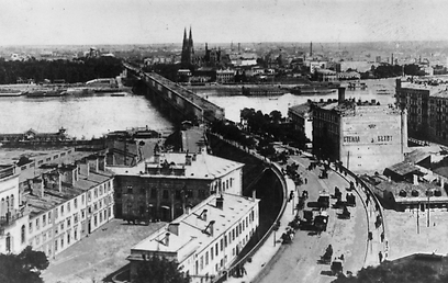 ורשה של תחילת המאה ה-20. היידיש היתה חיה ופועמת בה (צילום: Gettyimages) (צילום: Gettyimages)