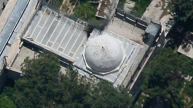 "חלק מפלסטין ואתר מקודש לאיסלאם". קבר רחל (צילום: lowshot.com) (צילום: lowshot.com)