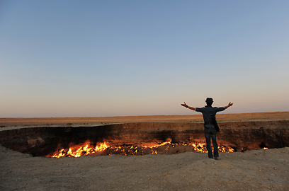 בוער מאז 1971. מכתש האש בטורקמניסטן (צילום: Tormod Sandtorv) (צילום: Tormod Sandtorv)