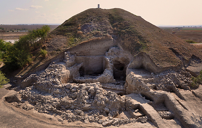 היישוב העתיק שנחשף בבולגריה (צילום: EPA) (צילום: EPA)