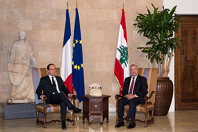 הולנד וסולימאן. לצרפת עדיין השפעה רבה בלבנון (צילום: AFP) (צילום: AFP)
