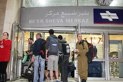 תחנת הרכבת בבאר שבע, הערב (צילום: אליעד לוי ) (צילום: אליעד לוי )