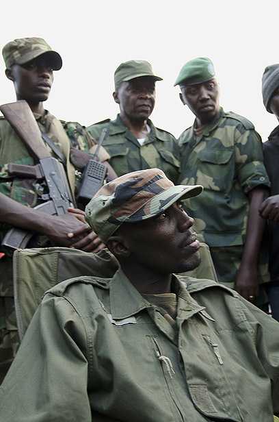 יגיע עד הבירה קינשסה? מפקד המורדים סולטני מקנגה (צילום: AFP) (צילום: AFP)
