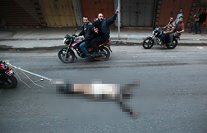 Hamas' execution (Photo: Reuters)