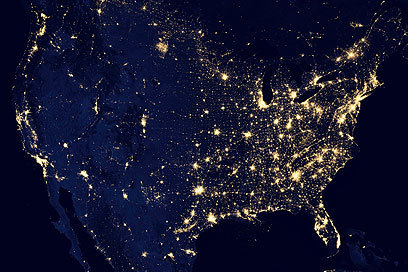 ארה"ב בלילה (צילום: רויטרס) (צילום: רויטרס)