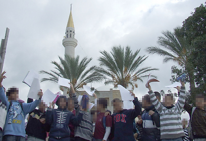 "הכנסנו את הילדים למסגד כי אין לנו ברירה". עארה, היום ()