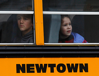 Newtown school bus days after massacre (Photo: Reuters) 