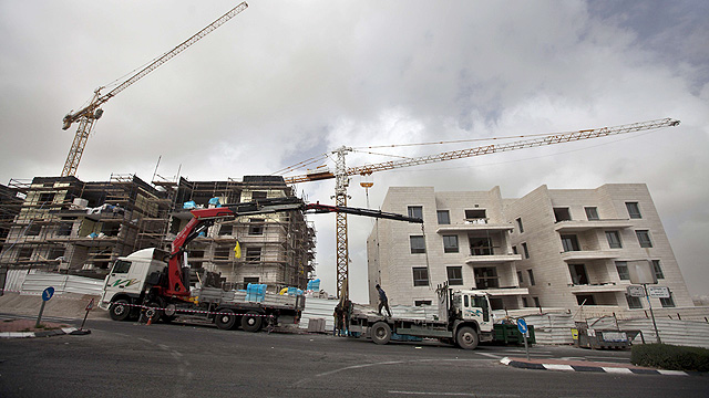 בנייה בירושלים. זינוק של 60% ברכישת דירות (צילום: AFP) (צילום: AFP)