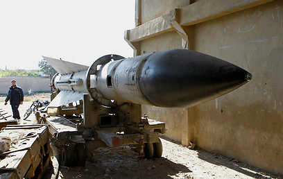 טיל סורי שנפל בידי המורדים. מה יעלה בגורל הנשק הכימי? (צילום: רויטרס) (צילום: רויטרס)
