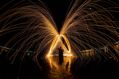 באש ובמים, נעשה במסגרת קונגרס הצילום באילת (צילום: עדי בראון ) (צילום: עדי בראון )
