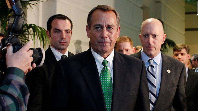 הרפובליקנים מסרבים להוציא את "אובמה-קר" מהתקציב. יו"ר בית הנבחרים ג'ון ביינר (צילום: AFP) (צילום: AFP)