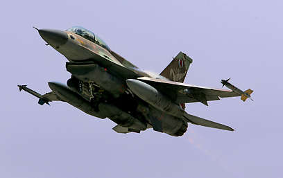 מטוס F-16. חקירה ראשונית: כשל טכני גרם להתרסקות (צילום: Getty Images   ) (צילום: Getty Images   )