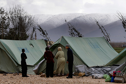 מחנה אוהלים בלבנון של פלסטינים ממחנה הפליטים ירמוכ בדמשק (צילום: AP) (צילום: AP)