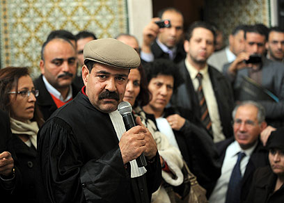 בלעיד טען שהממשלה נשלטת בידי מנהיגי מדינות המפרץ (צילום: AFP) (צילום: AFP)