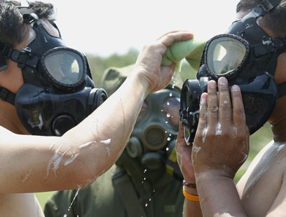 למדו כיצד לשרוד בתנאים קשים (צילום: EPA) (צילום: EPA)