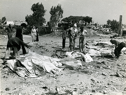 טבח באחד ממחנות הפליטים, ספטמבר 1982 (צילום: יוסי רוט) (צילום: יוסי רוט)