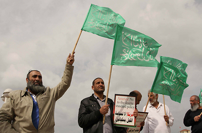 לא לביקור אובמה באל-אקצא. ההפגנה בתל-אביב, היום (צילום: עידו ארז) (צילום: עידו ארז)